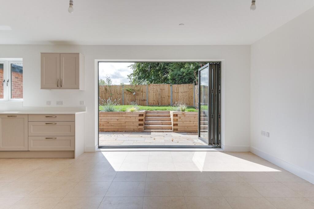 Shefford Road, Clifton, SG17 photo 4