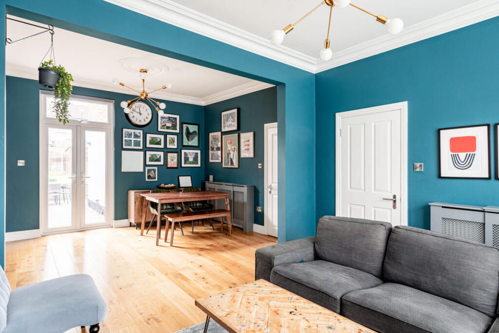 Ardgowan Road, London, SE6 1 photo 4