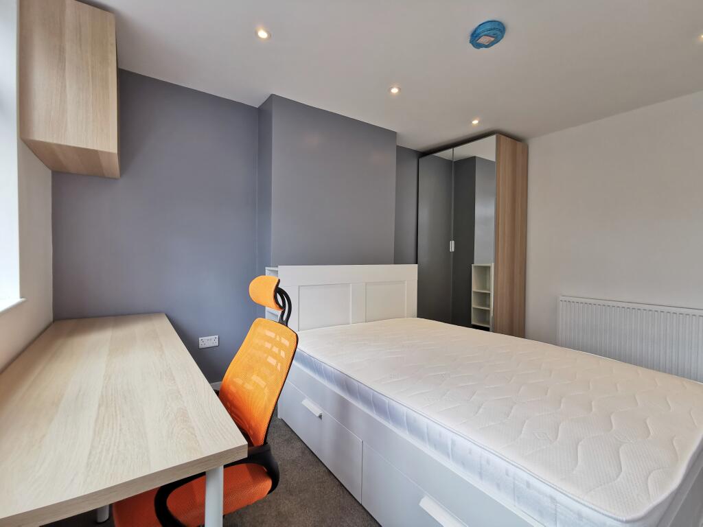 1 bedroom house for rent
