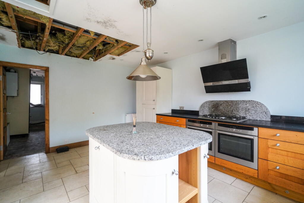 Kingshurst Road, Shirley - View 3