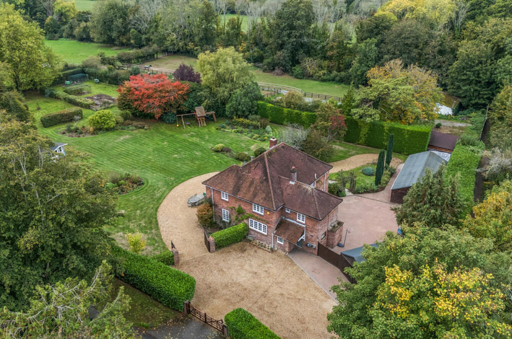 House in Southampton - View 2