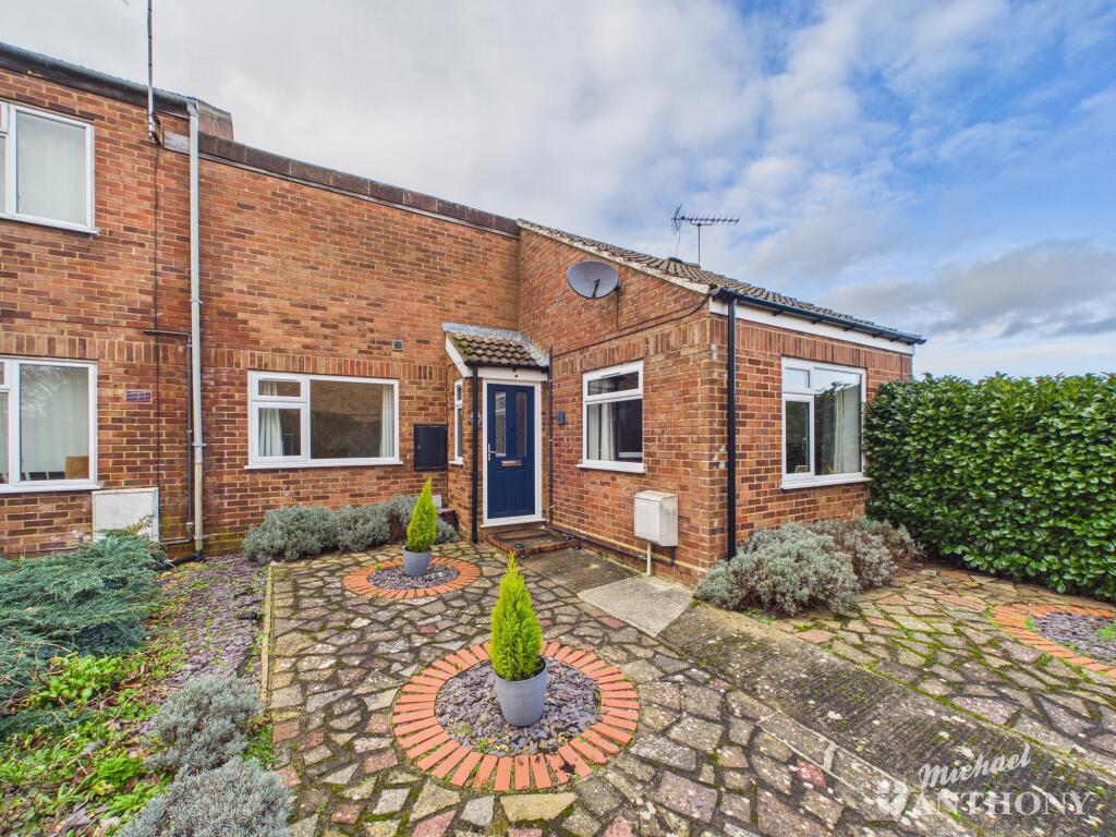Main image of property: Greenlands, Leighton Buzzard