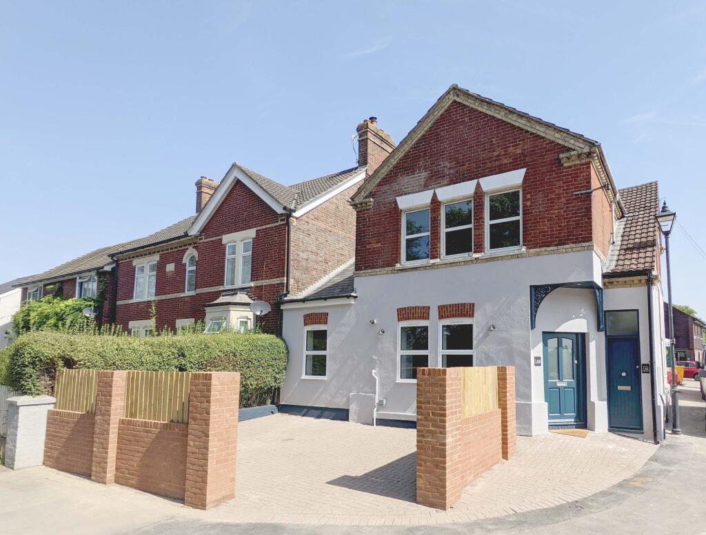 Main image of property: Tonbridge Road, Hildenborough, TN11