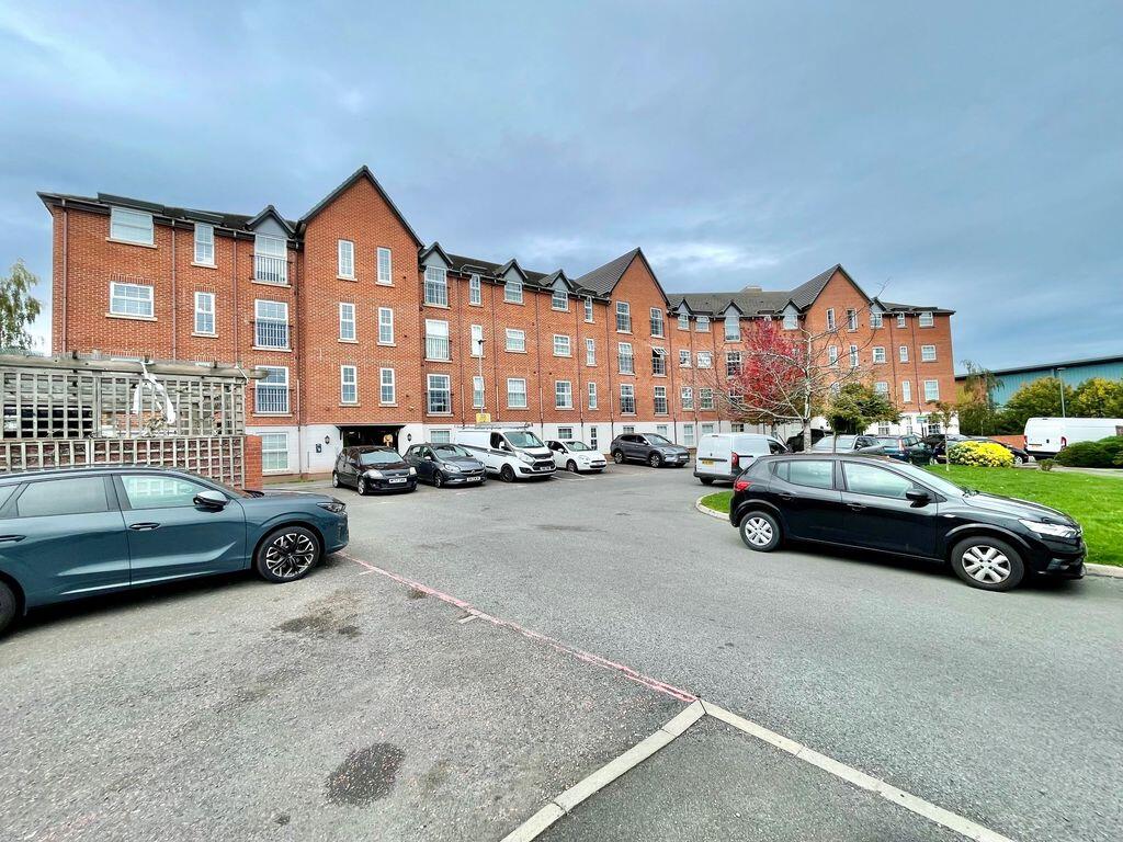 Main image of property: Llys Nantgarw, Wrexham