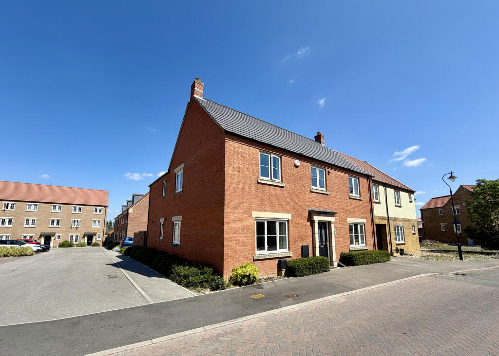 5-bed house on Highfield Drive, Littleport, Ely, £400,000