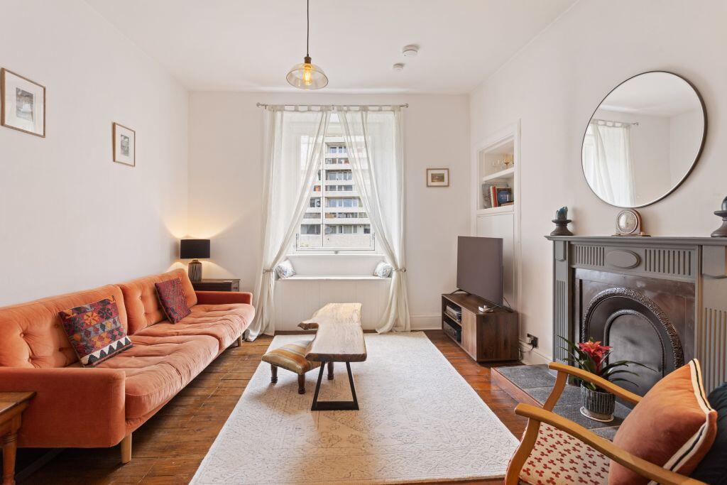 Apartment in Edinburgh, The Shore, Leith - View 3