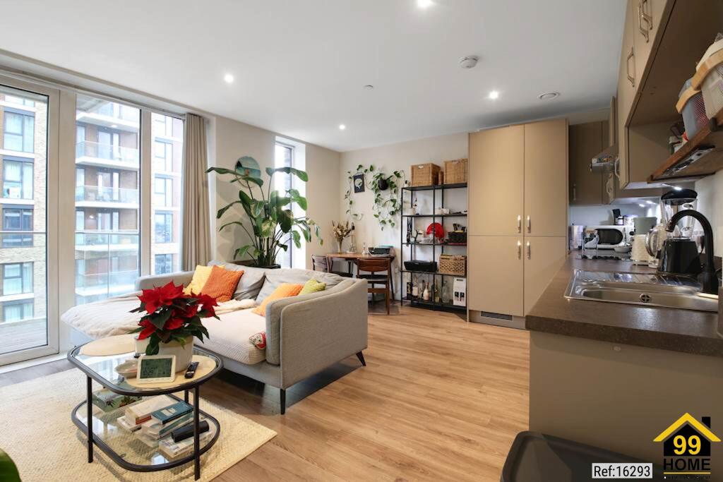 Main image of property: 11 Vicotry Parade, London, SE18