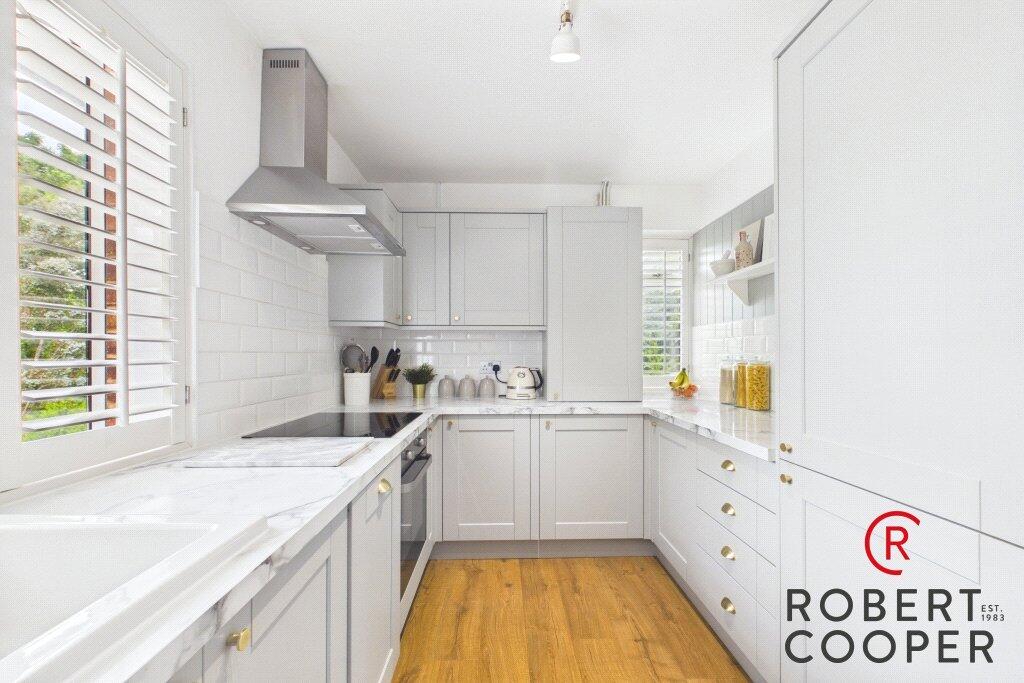 Somerford Close, Pinner, HA5 photo 3