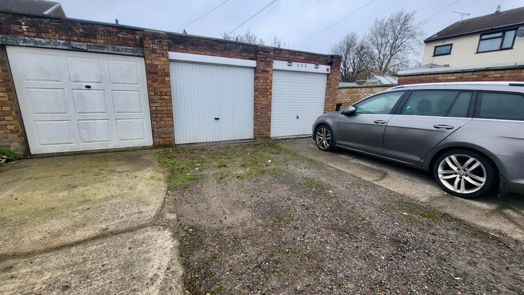 Main image of property: Garage, Witcombe, Yate, Bristol