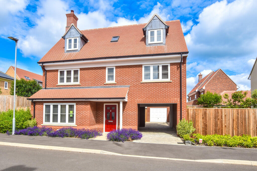 4-bed detached on Woodlands Meadow, New Homes, £699,950