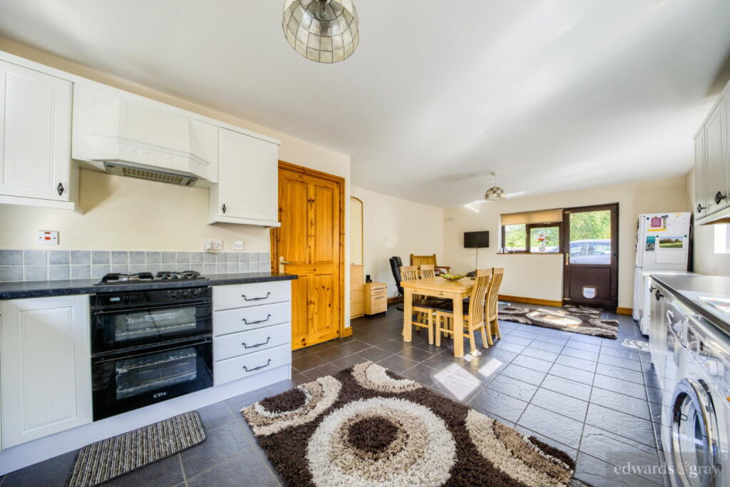 House in North Warwickshire, Nether Whitacre CP - More