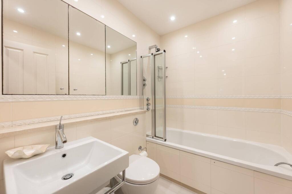 3 bedroom maisonette for rent