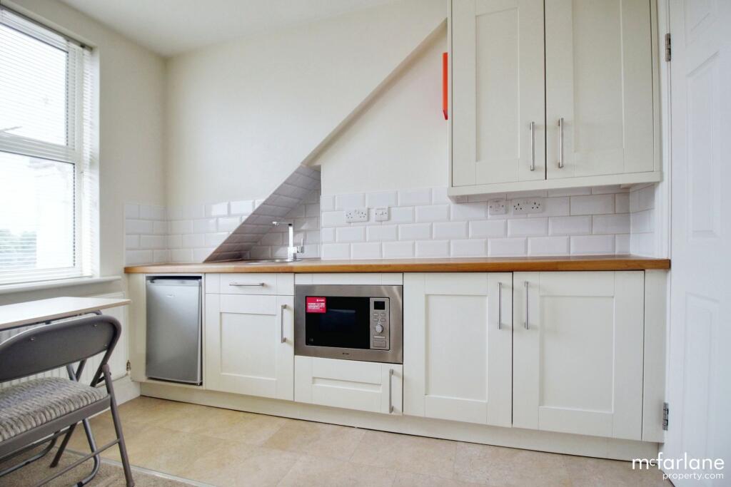 House in Swindon, South Swindon - View 4