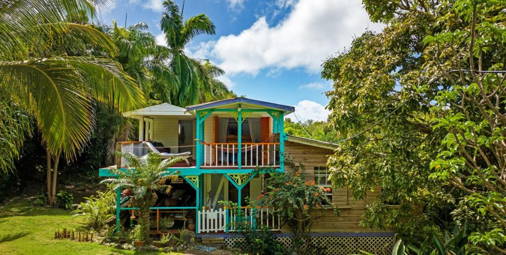 Main image of property: Charlestown