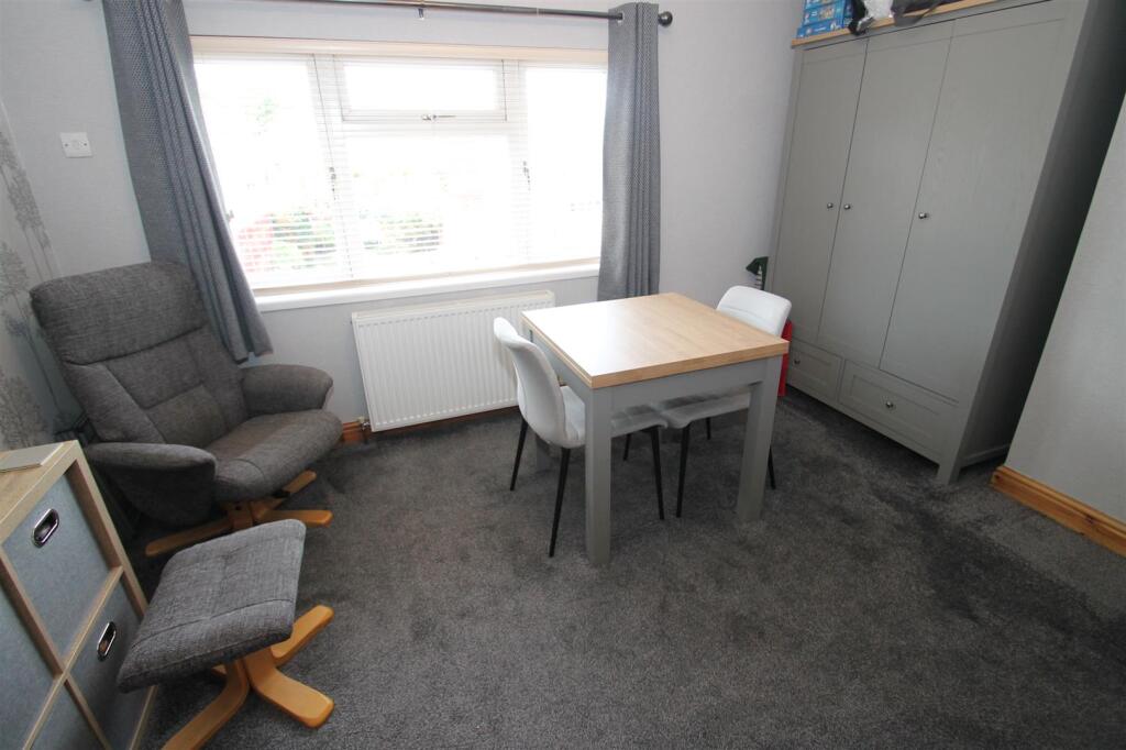 House in Sandwell, Lion Farm Estate, Turner's Portway - More