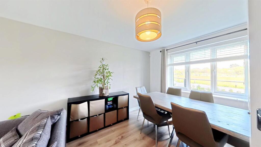 House in North Tyneside, East Benton Rise, Holystone - More