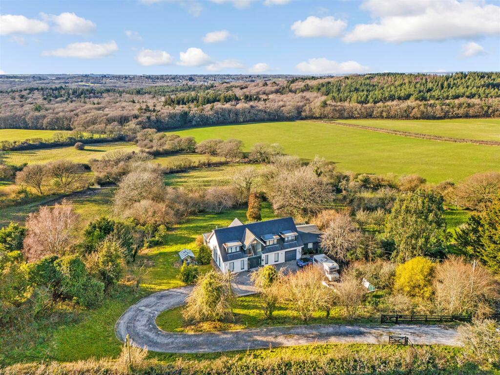 Main image of property: Havenstreet Main Road, Havenstreet, Ryde, Isle of Wight