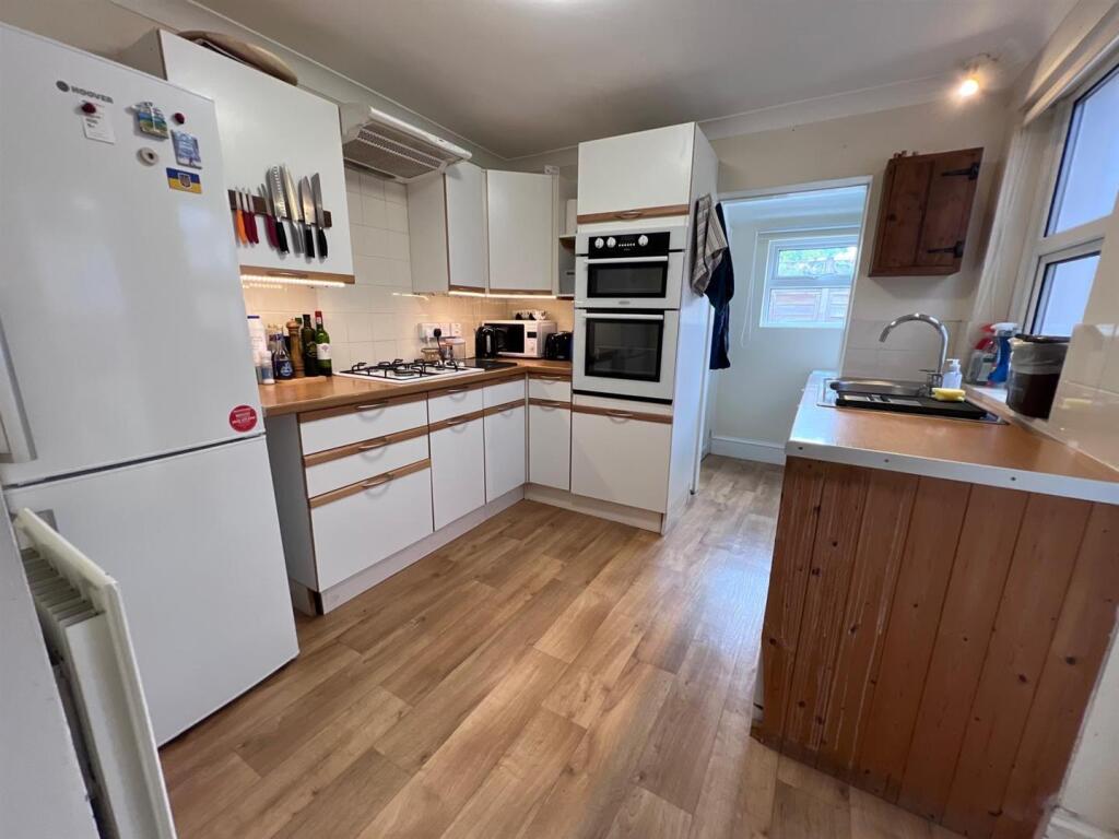 House in Salisbury - View 2