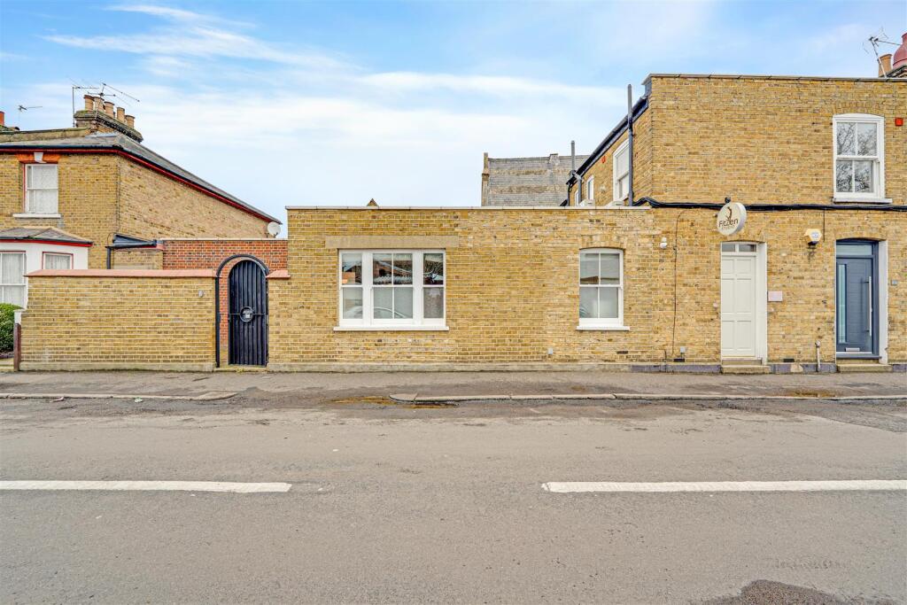 Main image of property: High Street, Hampton Hill, TW12