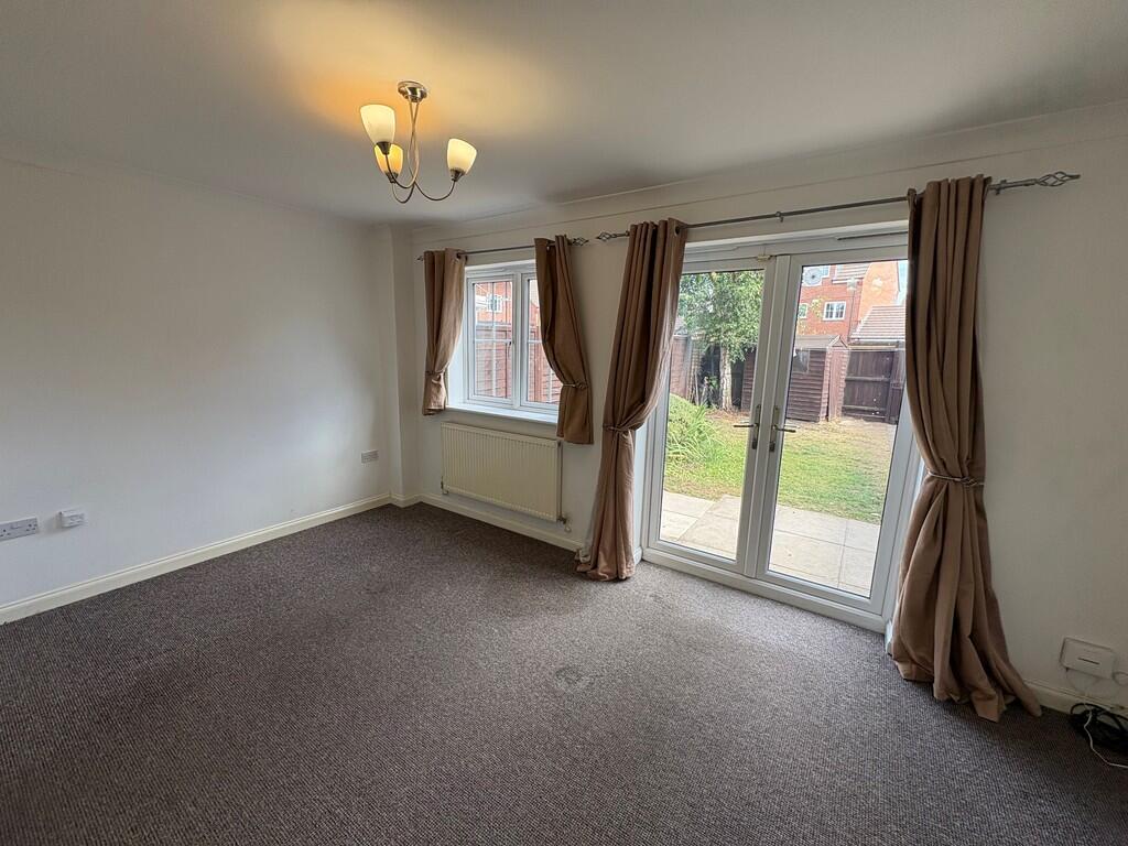 House in Peterborough - View 4