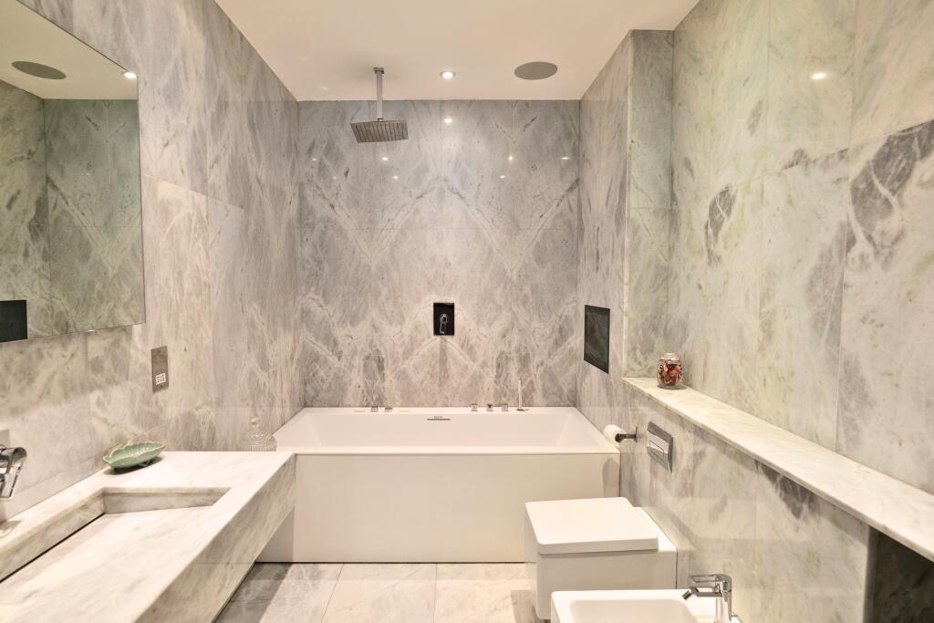 4 bedroom flat for rent