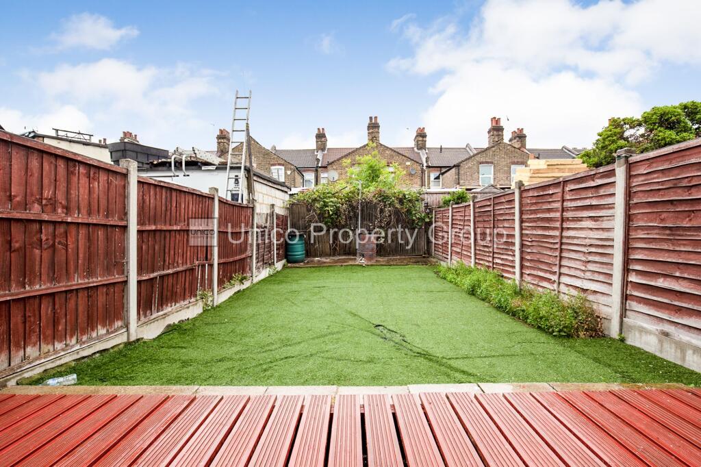 3 bedroom terraced house for rent
