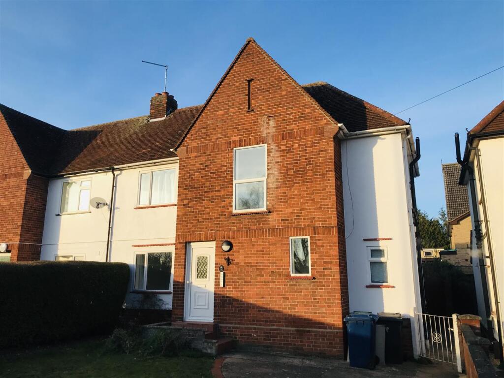 Main image of property: Room 2, 19 Radegund Road, Cambridge