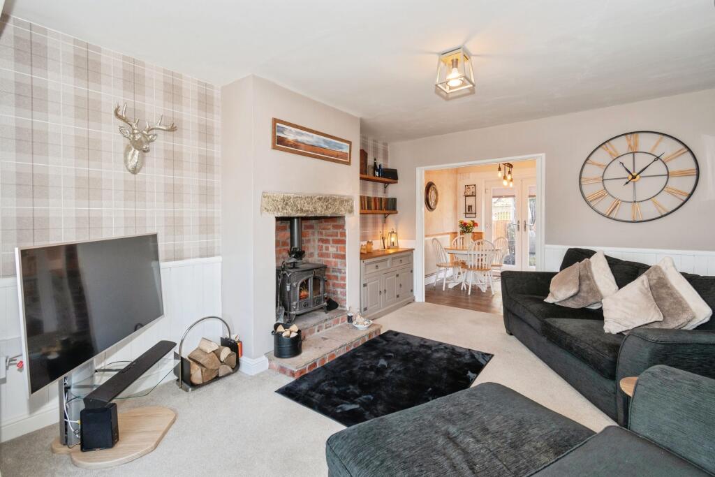 Gloucester Avenue, Keighley, BD20 - View 2