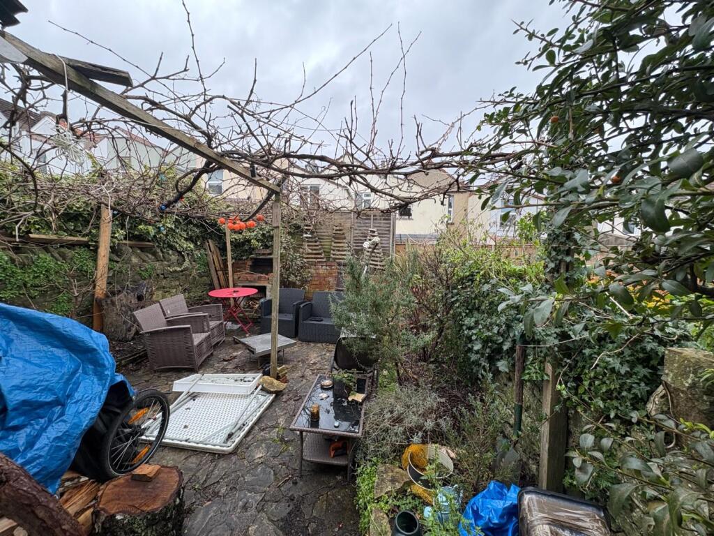 Property photo 11