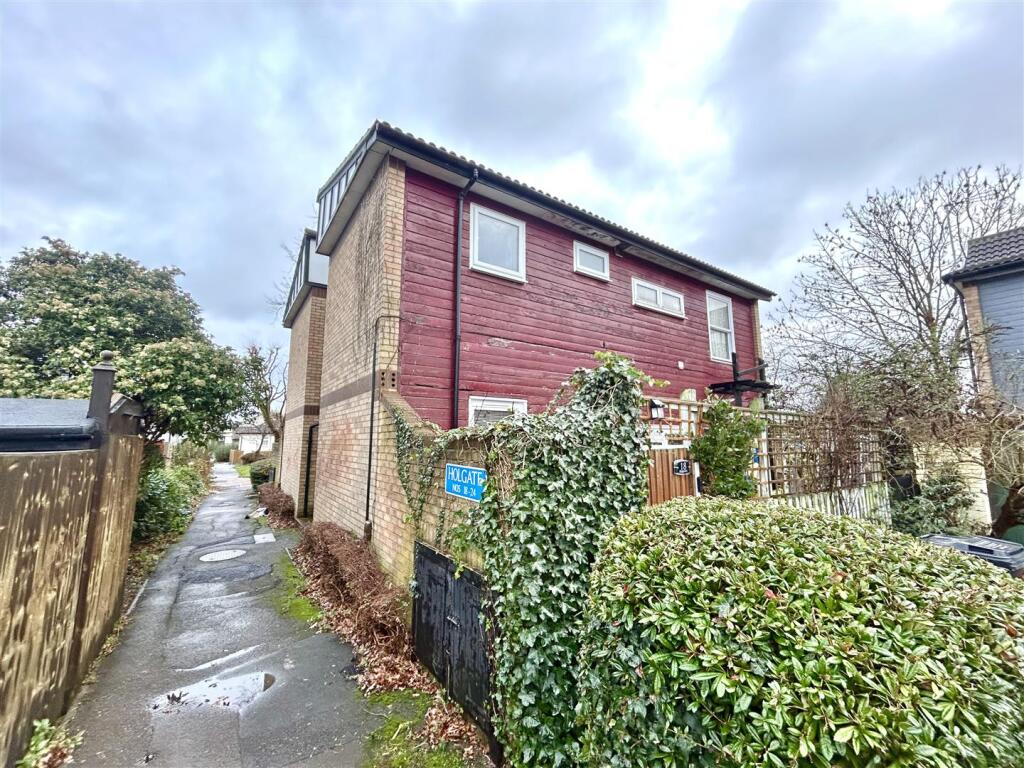 Main image of property: Holgate, Pitsea