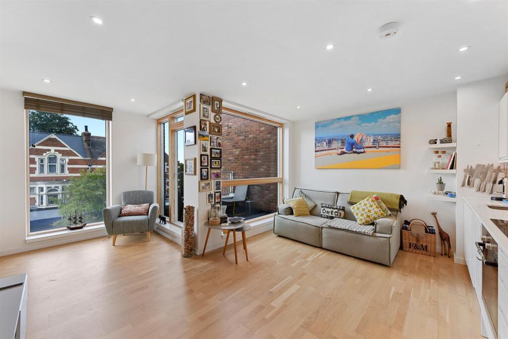 Main image of property: High Road Leyton, Leyton, London, E10