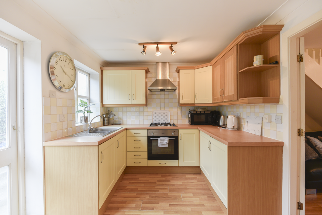 Gillbent Road, Cheadle Hulme, Cheadle, Greater Manchester photo 4