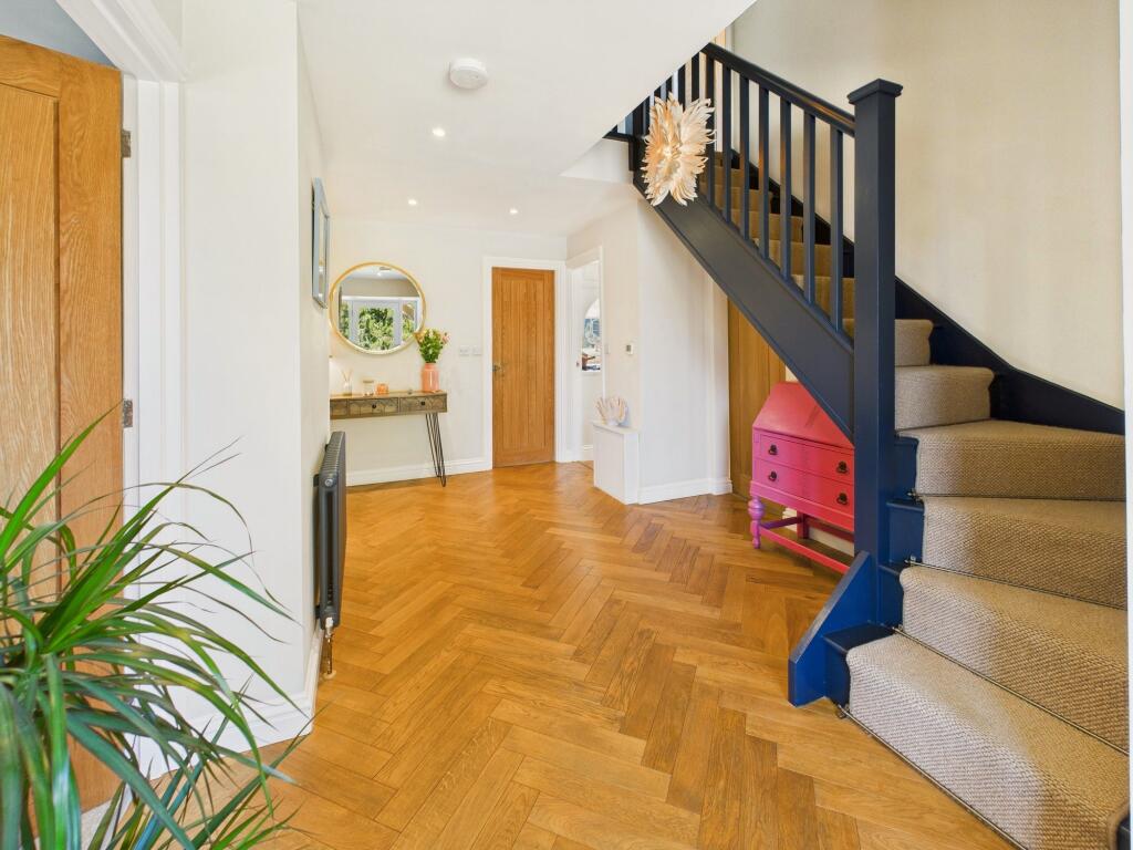 House in Tonbridge - View 5