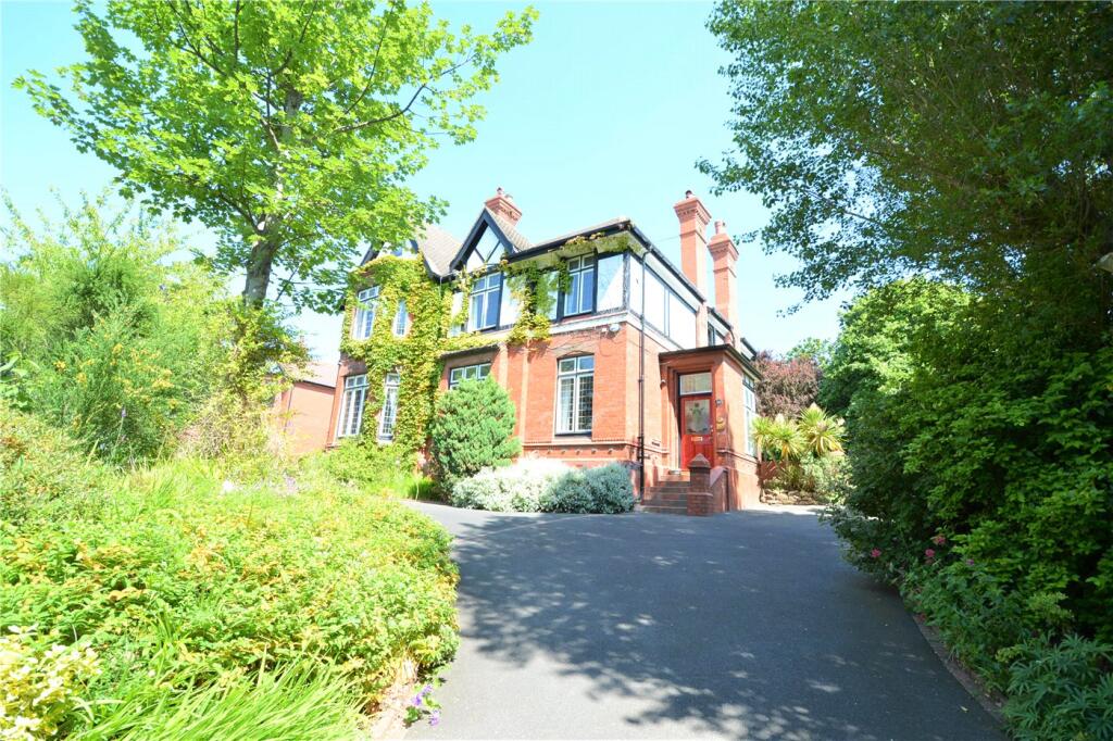 7-bed other on Warren Drive, Wallasey, Wirral, £750,000