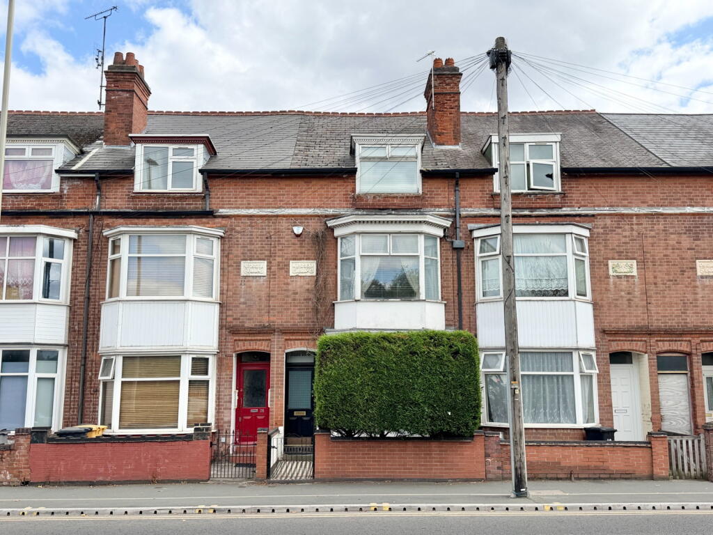 Main image of property: Fosse Road North, Leicester, LE3 5EQ