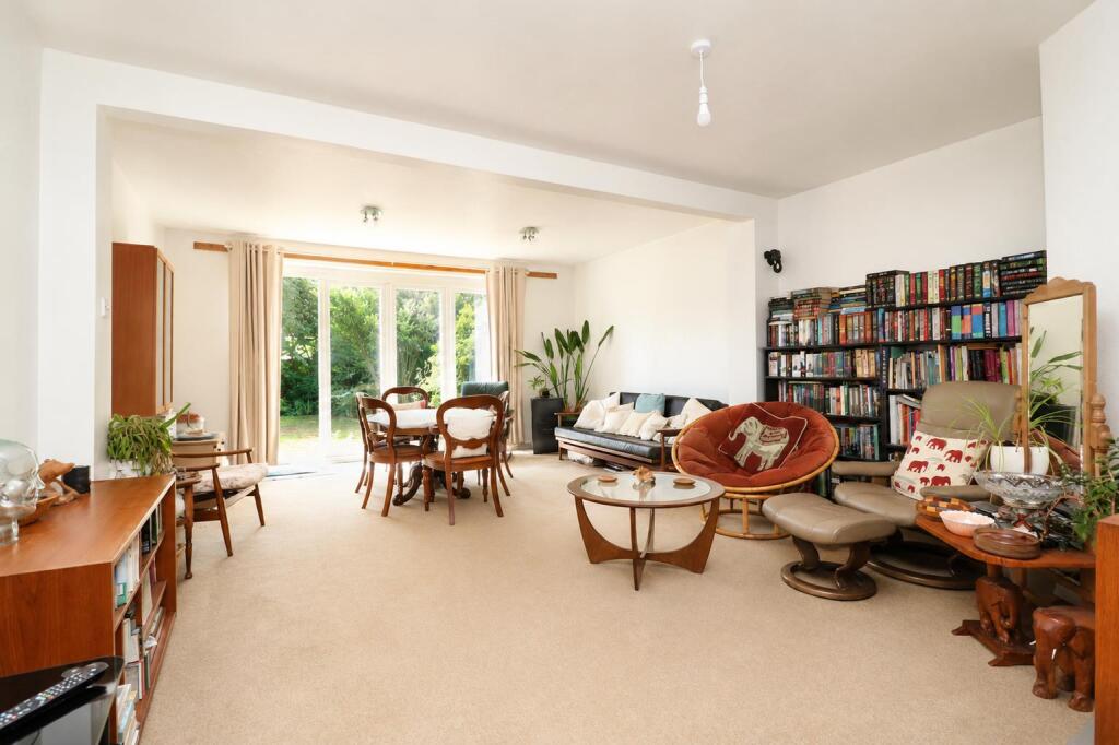 Juniper Road, Boreham, Chelmsford photo 4