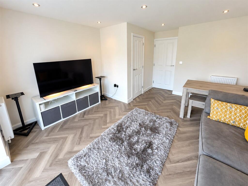 House in Peterborough - View 4