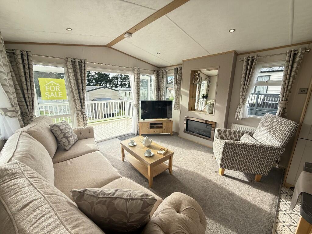 Oaklands Park, Polperro Road, PL13 - View 4