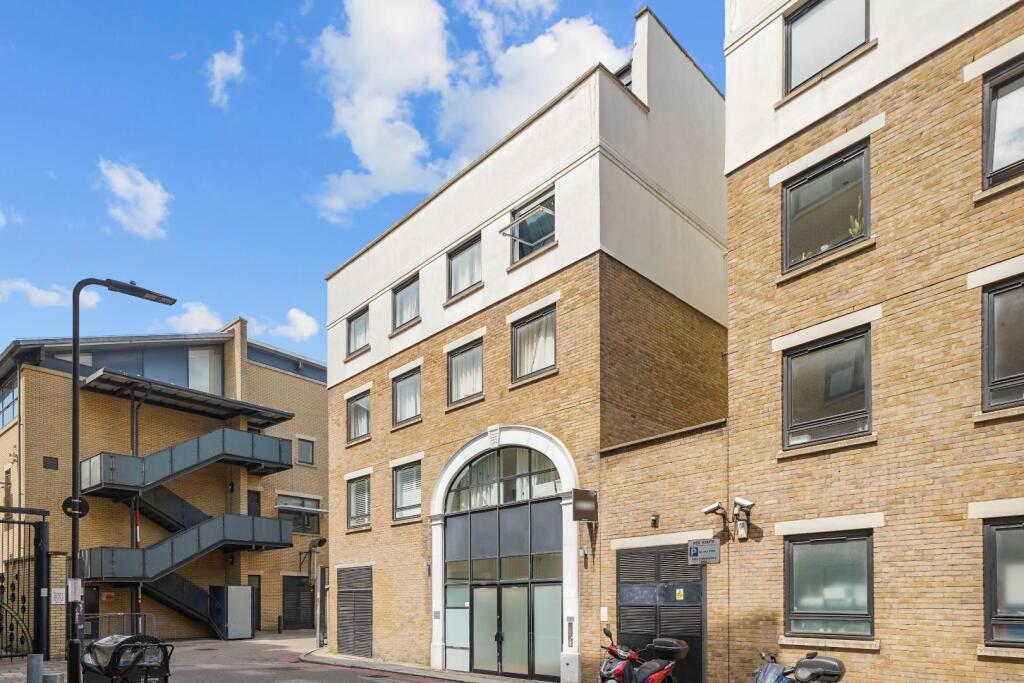 Main image of property: Basing Place, Shoreditch, E2