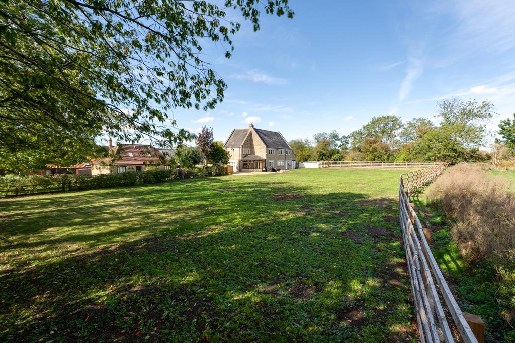 House in Kettering, Grafton Underwood - View 3