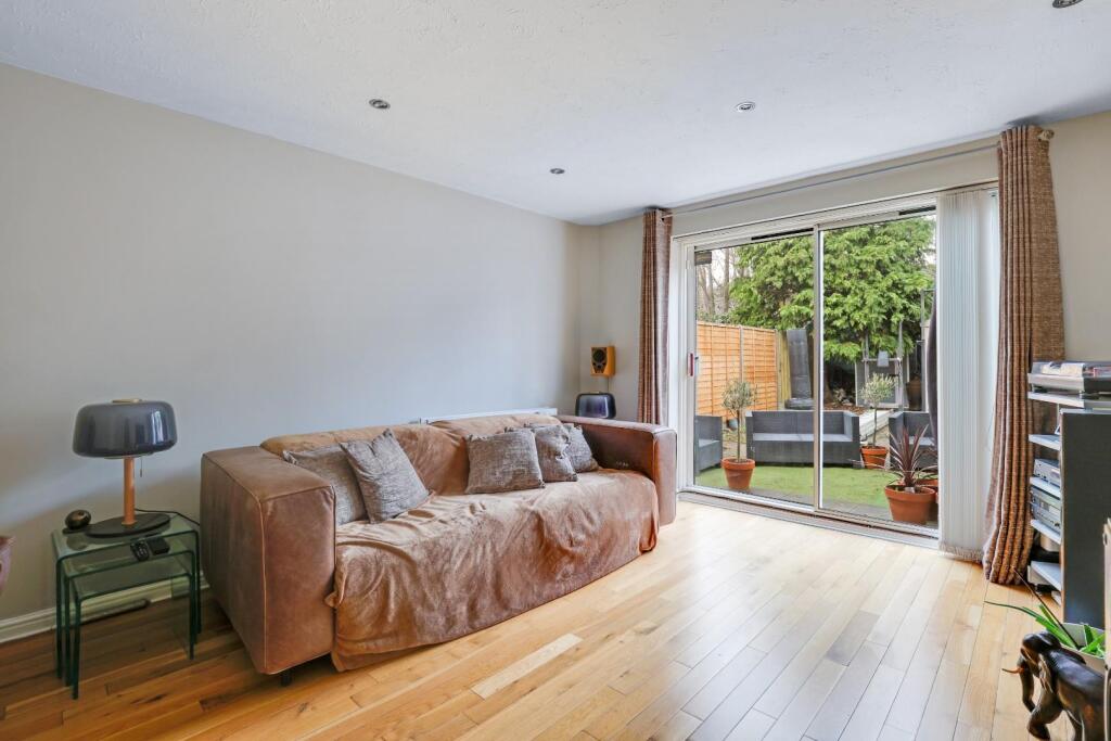Main image of property: Sandown Court, Dartmouth Road, London