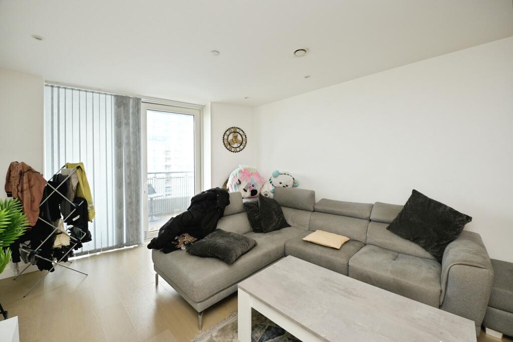 Apartment in London - More