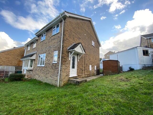 Main image of property: Manor View, Par