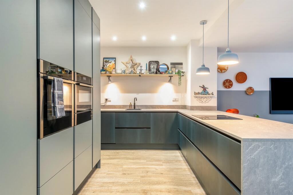 Main image of property: Woodbridge Mews, Stamford