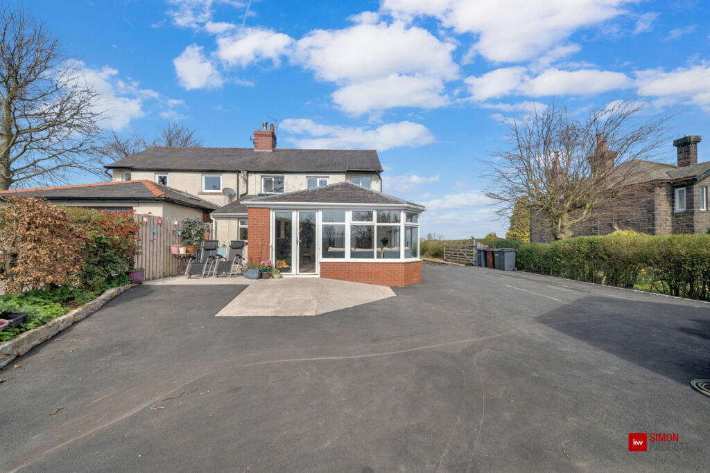 Additional image 32 of Red Lane, Colne, BB8