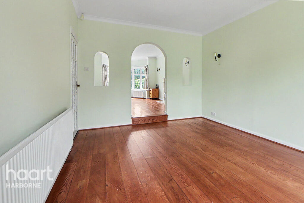House in Solihull, Ulverley Green - View 4