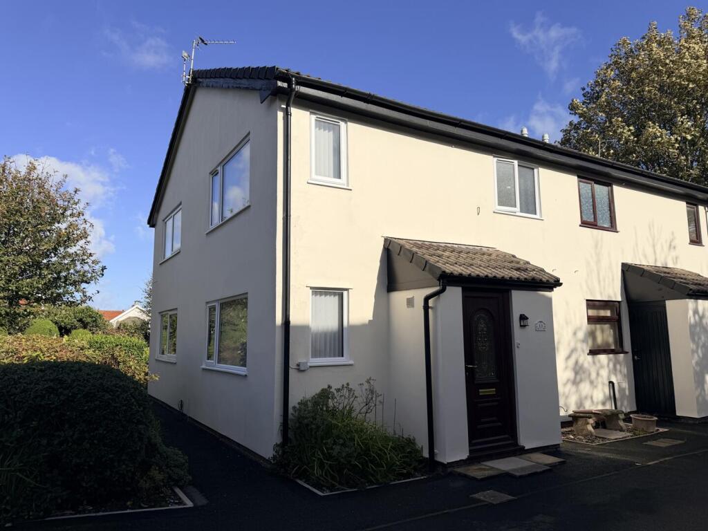 Main image of property: Snowdon Close, Blackpool