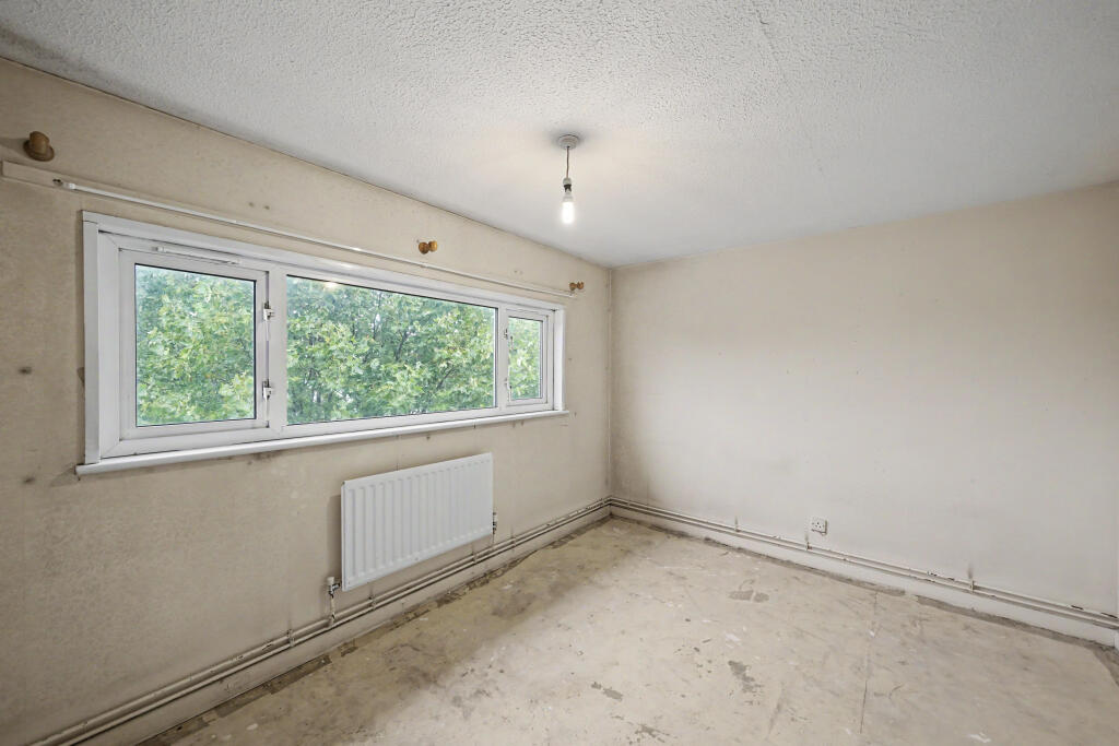 Apartment in Twickenham - View 2