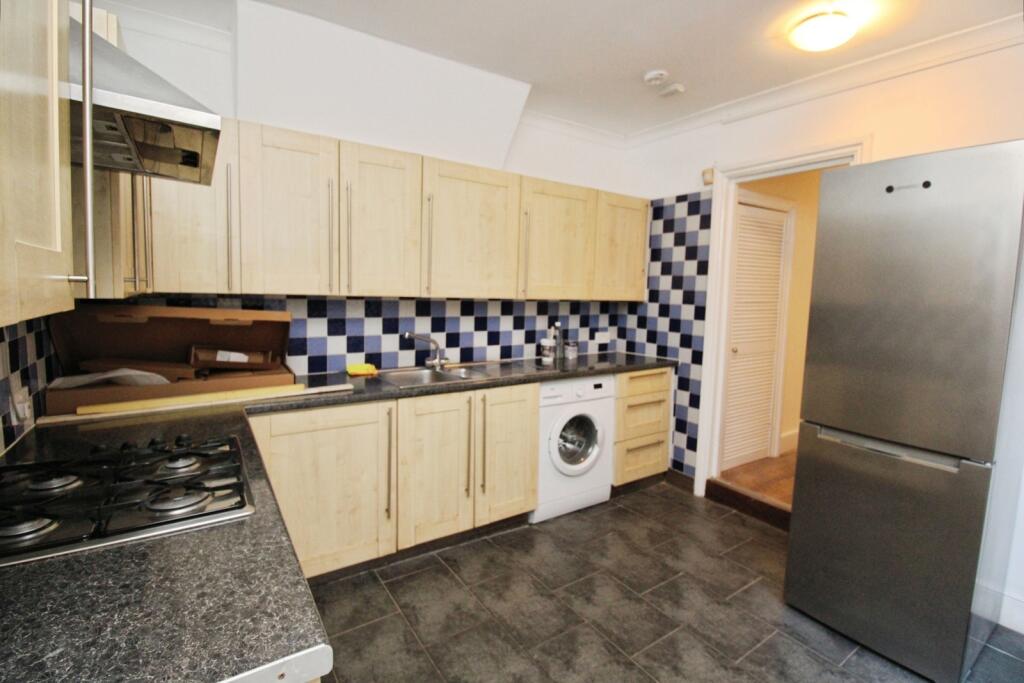 Apartment in London, Summerstown - More