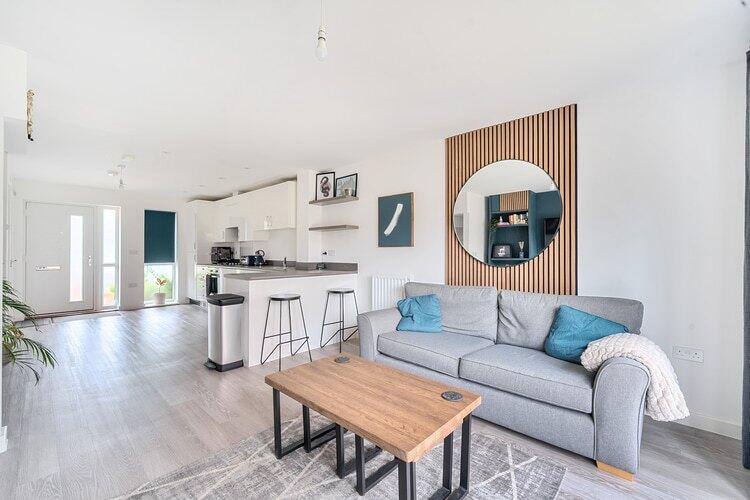Gilbert Close, Reading, Berkshire, RG2 - View 4